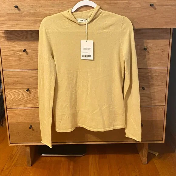 NWT Everlane Butter Yellow Funnel Neck Sweater in Cotton Cashmere Small - Picture 2 of 6